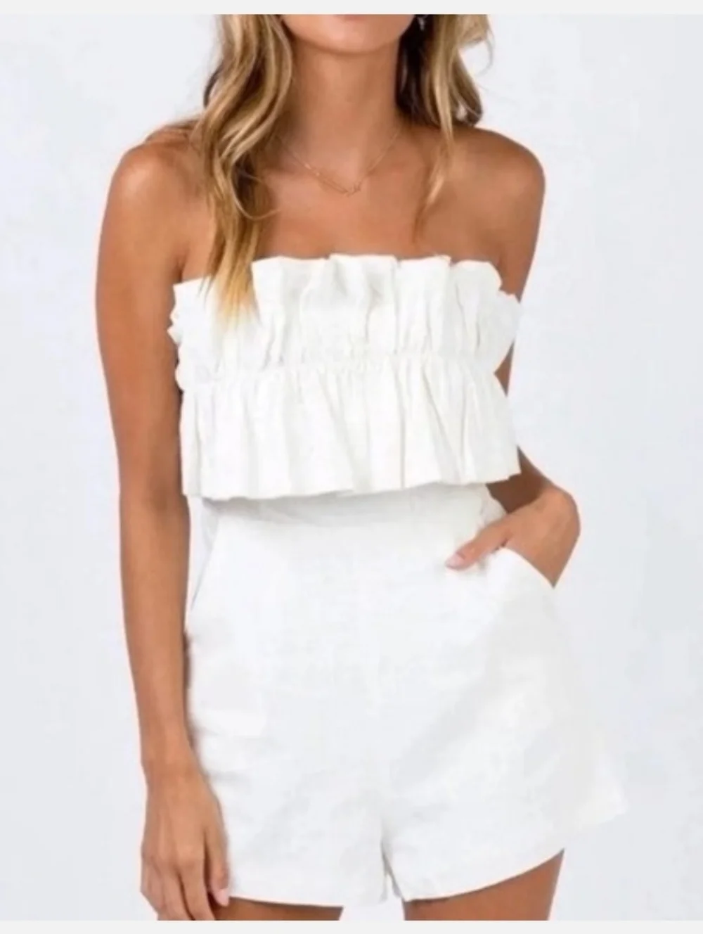 Princess Polly Hunter Mae Strapless Ruched Frill Playsuit Romper White Size 4 - Picture 3 of 16